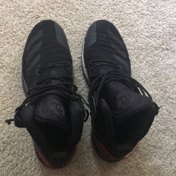 Adidas - Picture 1 of 2